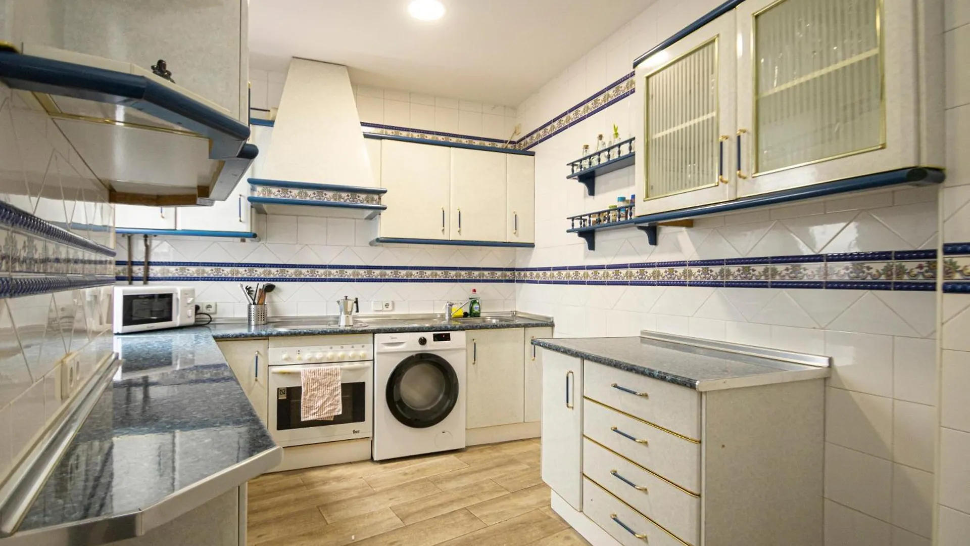 3 Bedroom Apartment With Stunning Guadalquivir Views Seville Spain