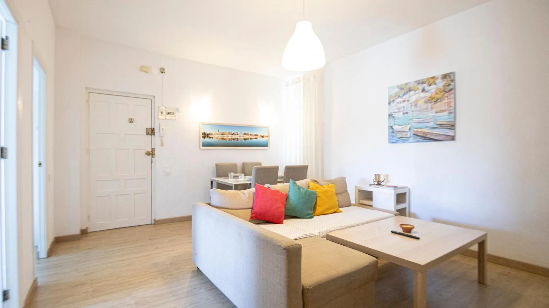 3 Bedroom Apartment With Stunning Guadalquivir Views Seville
