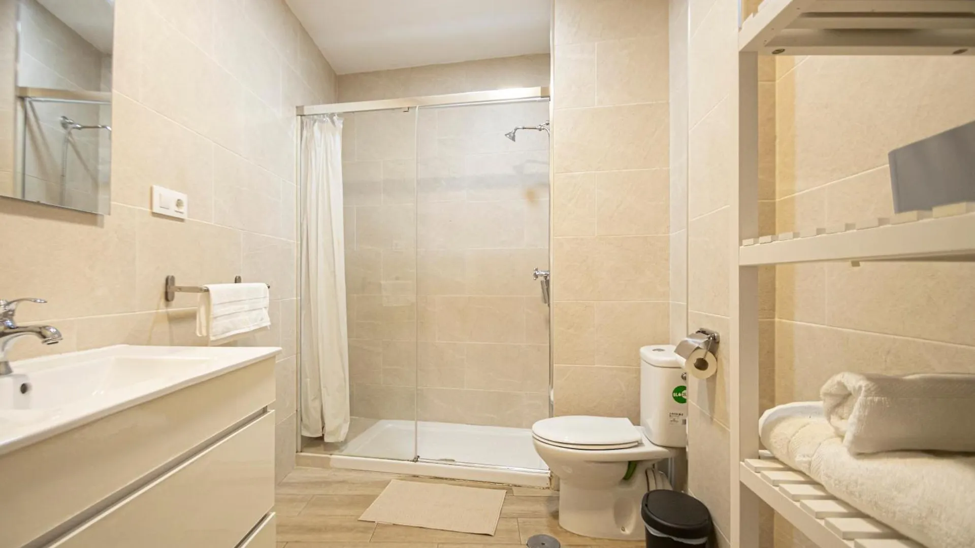 3 Bedroom Apartment With Stunning Guadalquivir Views Seville